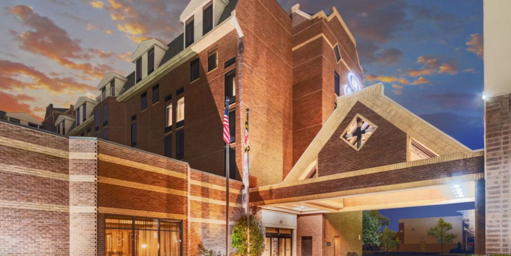 Crowne Plaza Picture 2